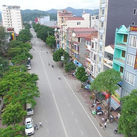 Готель Khach San Kim Dong Hoang Nga Екстер'єр фото